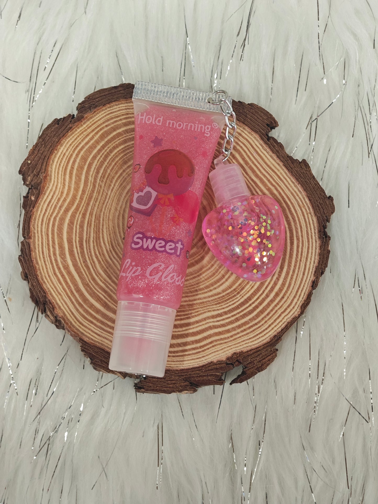 1 Lip Gloss Llavero de corazón 💫| ¡Tu brillo favorito siempre contigo!