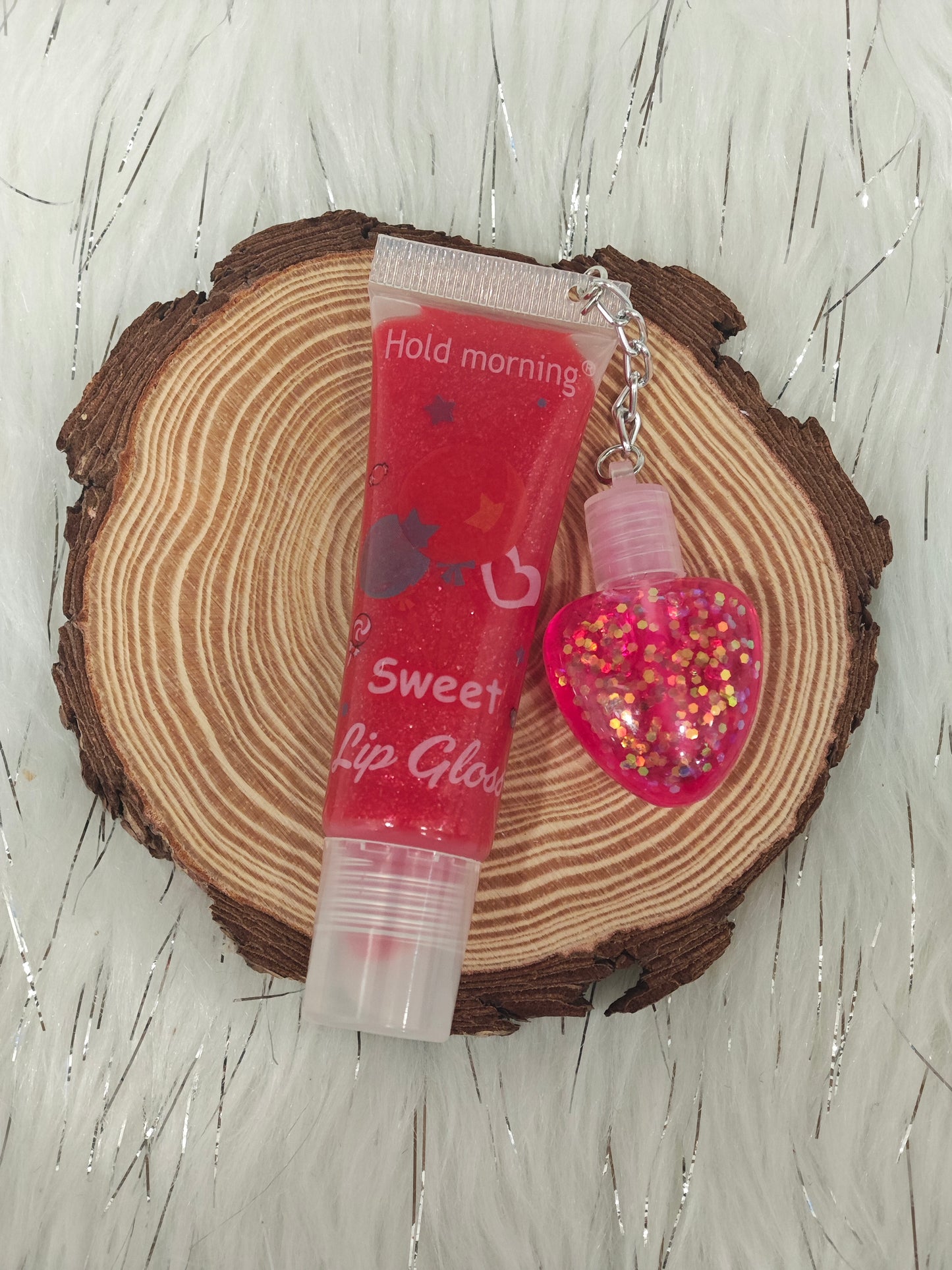 1 Lip Gloss Llavero de corazón 💫| ¡Tu brillo favorito siempre contigo!